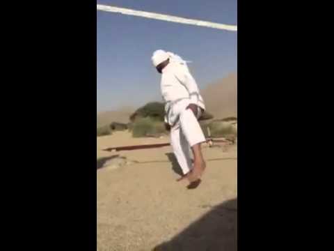 Slackline prank on arab guy